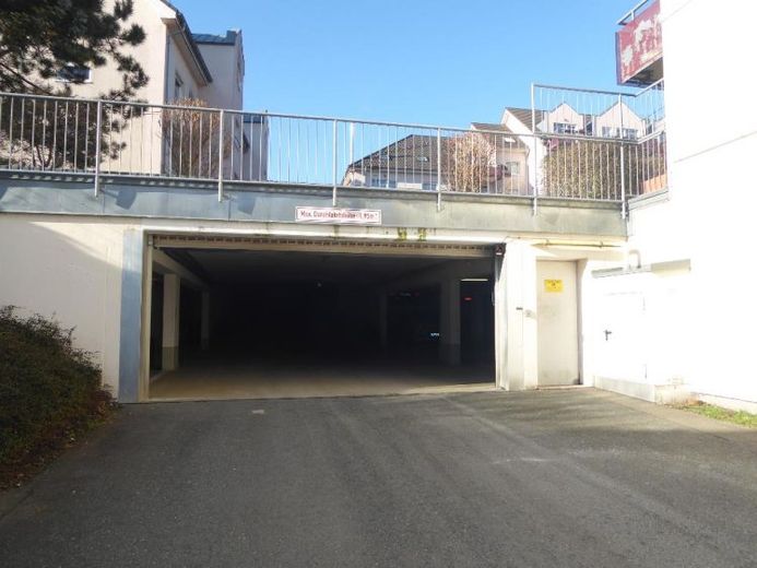 Tiefgaragenstellplatz in der Wieprechtstraße zu verkaufen – Foto 1