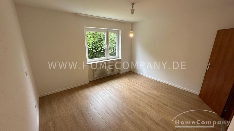 Oberhöchstadt
8072644 – Frisch renovierte 2-Zimmerwohnung mit Balkon im grünen Kronberg- Oberhöchstadt – 3a37521ef44312e252e1cf40e841611f6d9ede3d.jpg