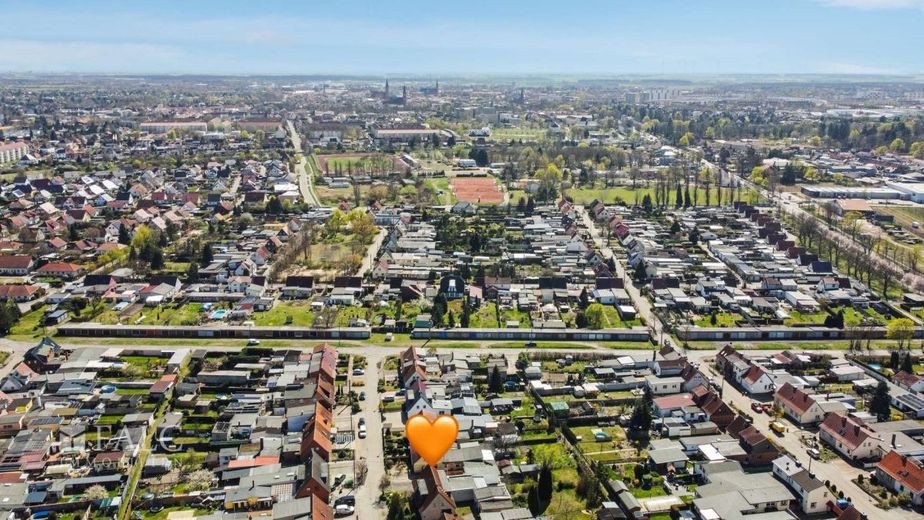 *Verk.* Attraktive Doppelhaushälfte in ruhiger Lage! – Südansicht