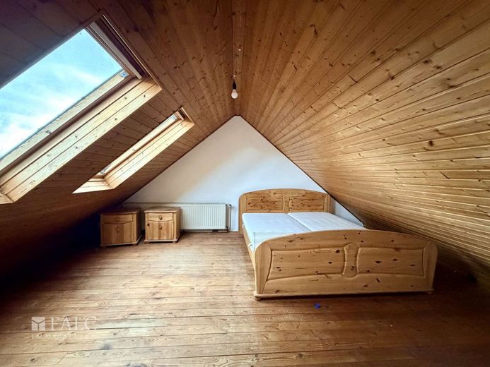 Stilvoll wohnen unterm Dach - großzügige 3-Zimmer-Wohnung in Varel – Dachboden