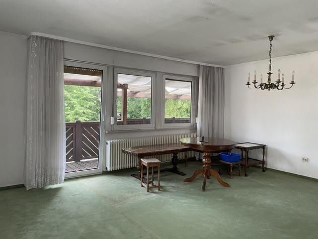 Casa unifamiliare in prefabbricato con 2 appartamenti accessori – Wohnung EG Wohnen