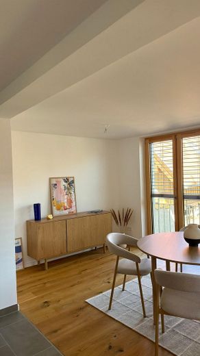 Stilvolle und hochwertige Wohnung in Heideslheim nach Erstbezug – Foto 3