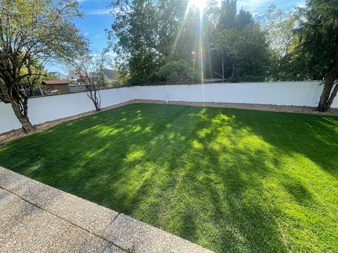 Hermosa casa unifamiliar - reformada integralmente - mucho espacio para toda la familia - ¡sin agente inmobiliario! – Garten