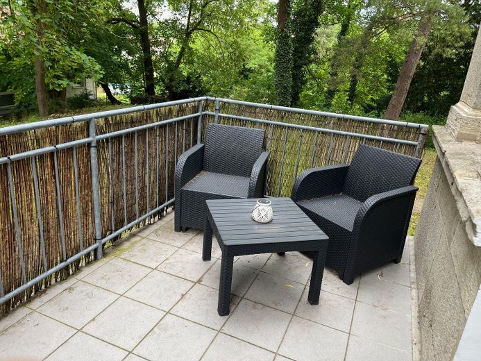 Charmante 2-Zi-Wohnung mit 2 Balkonen und Gartenzugang in Meiningen – फोटो 14