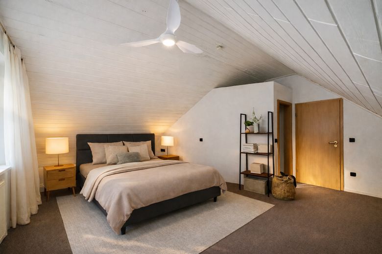 Schlafzimmer im Dachgeschoß