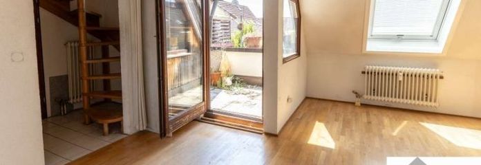 रूफ टैरेस और निजी सुइट वाला मेज़ोनेट – Vaihingen an der Enz में विशेष चरित्र वाला आवास