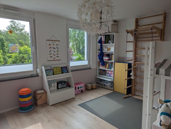 Від власника: майже новий кінцевий таунхаус на сімейній вулиці – Kinderzimmer 1