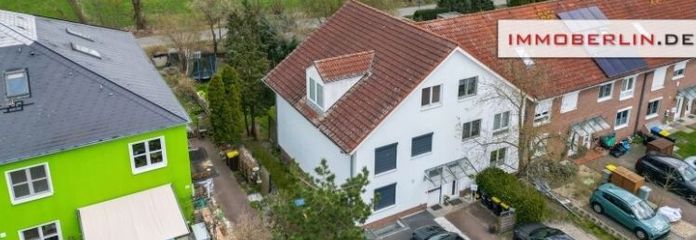 IMMOBERLIN.DE - Sehr freundliches Reihenendhaus mit Sonnenterrasse & 2 Pkw-Stellplätzen