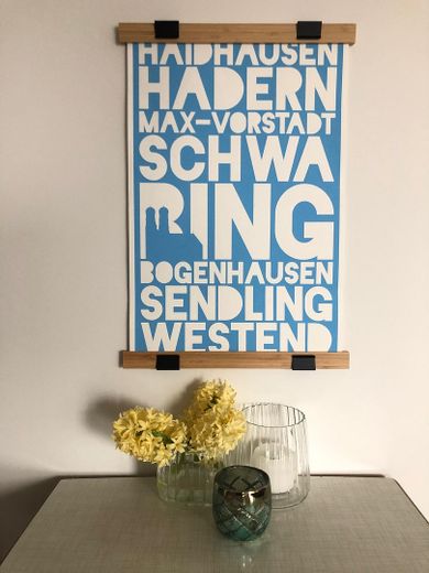 Luxus über den Dächern von München: stylisch möblierte 2-Zi-Whg. – Essbereich