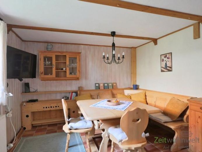 (EF1429_M) Jena: Wenigenjena, urgemütliche möblierte 2-Zimmer Wohnung mit Terrasse in einem Wohnhaus mit Garten – Foto 1