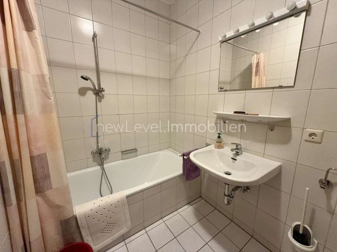 Wohnen wo andere Urlaub machen - Rosenalm Scheidegg - 3 Zi. - 2 autarke Ferien-Wohnungen (Gebäude C) – Wohnung 1 - Badezimmer