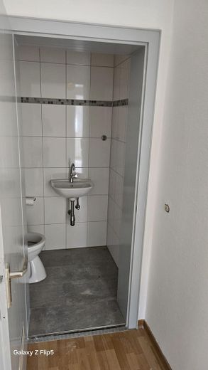 Bright 3-room ground floor apartment for rent – Foto 3