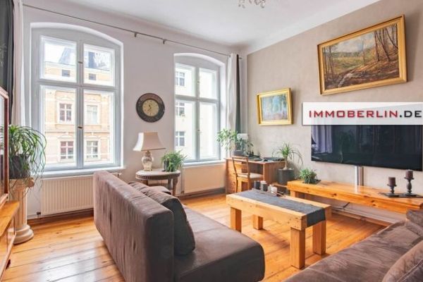 IMMOBERLIN.DE - लोकप्रिय कiez स्थान पर आकर्षक पुरानी इमारत की अपार्टमेंट