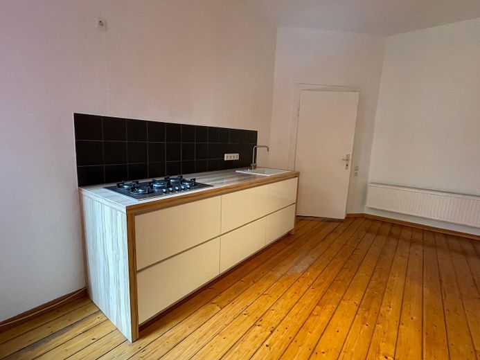 2-Zimmer Altbauwohnung an der Leibnitz Uni und Welfengarten / inklusive Küche – Küche