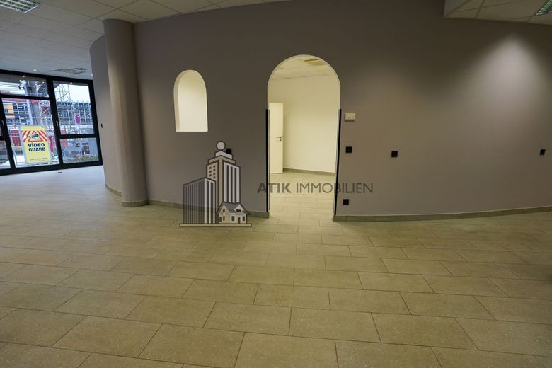 ATIK: Moderne Büro- und Praxisflächen im Gesundheits- und Ärztezentrum Lusanum – Bürofläche