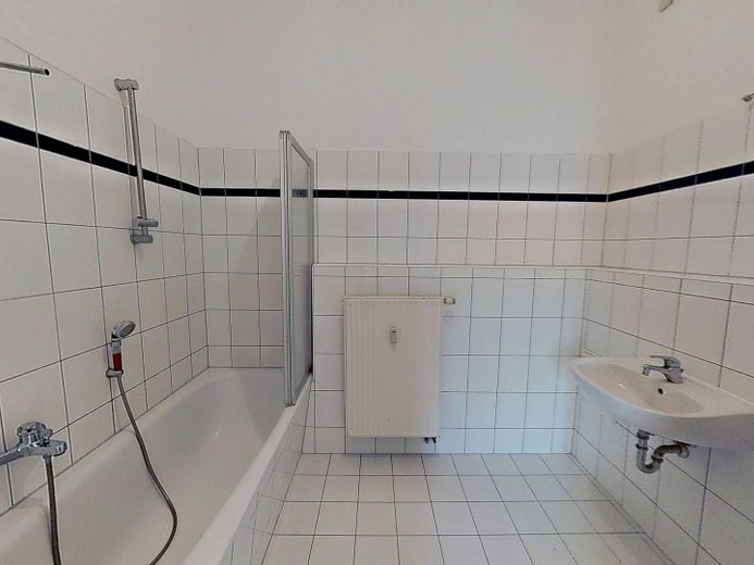 Ferah 3 odalı daire, BALKON ve mutfak ile – Ansicht I: Bad