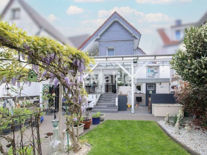 Wohnen im Herzen von Lippstadt – umfassend modernisiertes Haus mit hochwertigem Garten – Foto 1