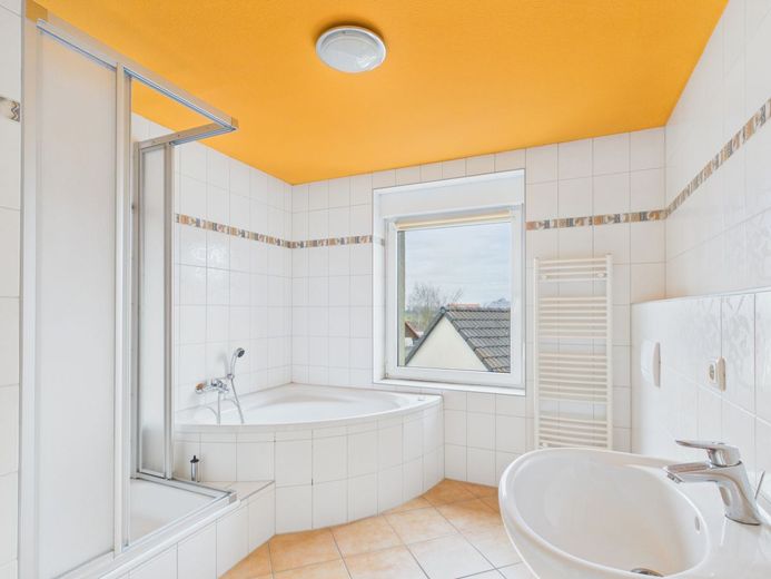 Einfamilienhaus mit 5 Zimmern in der Nähe der Sreewaldstadt Lübben – Bad OG