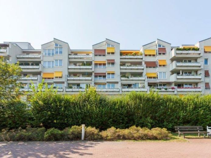 Splendido appartamento di 3 locali con ampio balcone in Veilchenweg – Foto 1
