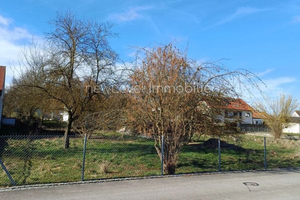 Ekskluzywna działka budowlana w ukształtowanym otoczeniu