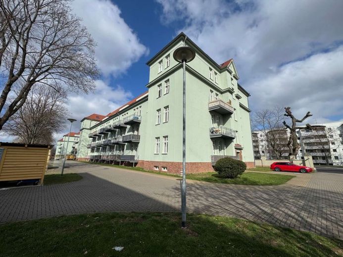 Kernsanierte Eigentumswohnung mit Balkon und Stellplatz in Stadtfeld West – फोटो 1