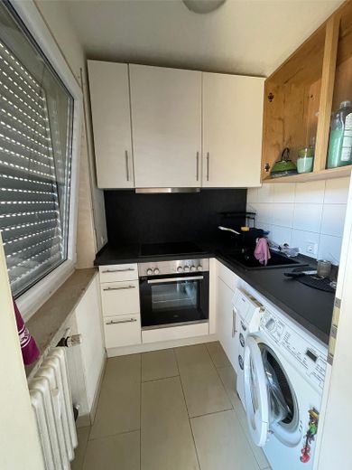 Kleine feine Balkonwohnung – Küche