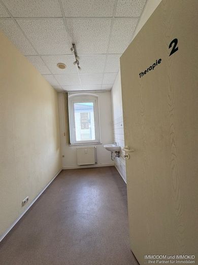 Vielseitige Büro- oder Praxiseinheit preiswert zu vermieten! – Innenansicht