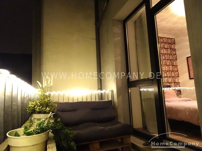 19376 HomeCompany Dresden Möbliert/Furnished 2-Zimmer Apartment mit Balkon in Dresden – Äußere Neustadt max. 2 Personen – 83ca8d153250aae723274d8f94a776d5d2280154.jpg