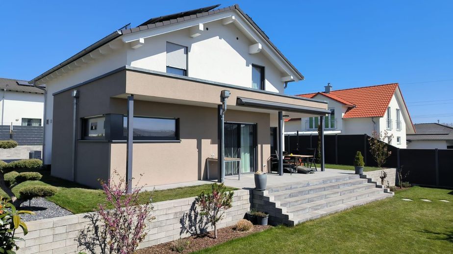 Stilvolles KfW-40+-Einfamilienhaus – modern, energieeffizient & provisionsfrei! – Hausansicht