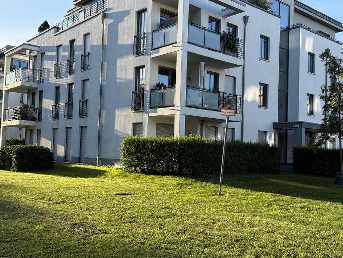 Nur 100 m vom Meer entfernt - Stilvolle 3 ZKB Wohnung mit Marken EBK u. TG Stellplatz – फोटो 2