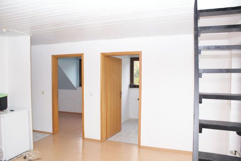 Helle 4 Zimmer Wohnung mit Balkon, ihr Sprung in ein neues Wohngefühl ! – Foto 5