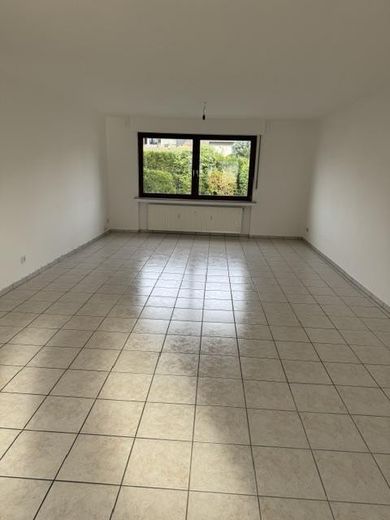 Bell'appartamento al piano terra – Foto 3