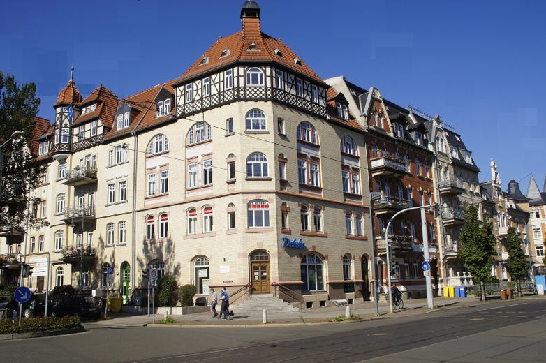 Hausansicht - Büro = 1.OG.