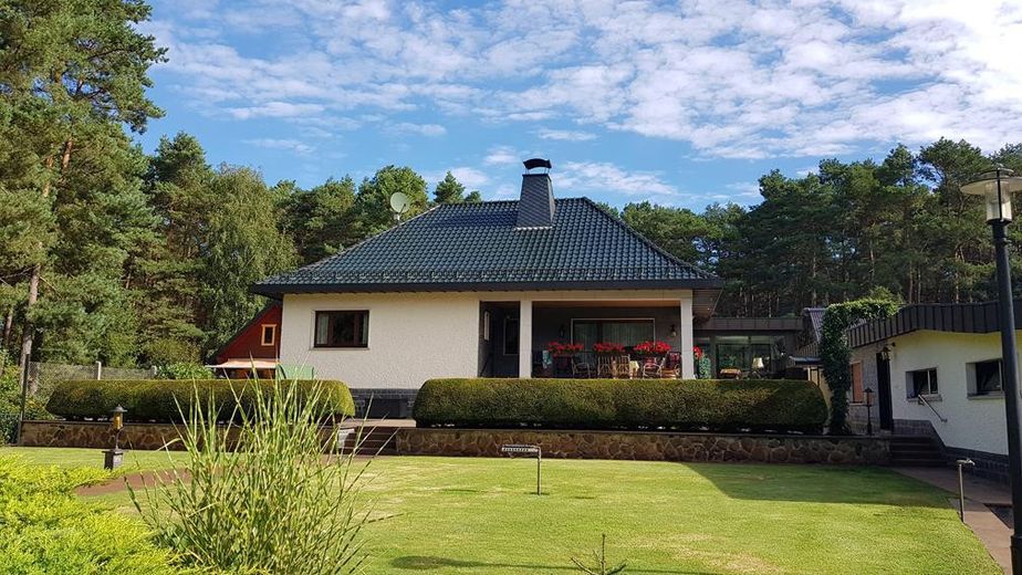 Hausansicht, straßenseitig