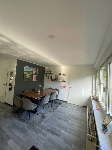 Großzügiges Rheinendhaus mit Pool – Foto 2