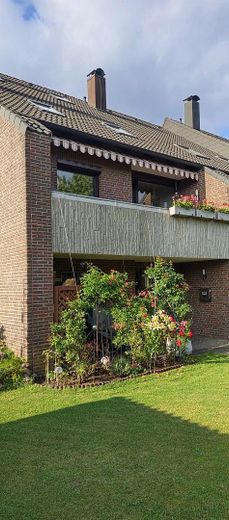 Wentorf - ZONDER COURTAGE - Beste ligging, royaal eindeschakelde woning met vrijstaande garage en grote tuin. – Foto 2