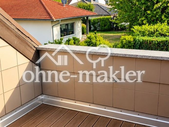 Cosy 3-room attic apartment with balcony and green views in Reinheim – Photo 1