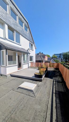Top zentrale 2,5 ZImmer-Wohnung mit Dachterrasse und Wintergarten im Dobbenviertel – Terrasse
