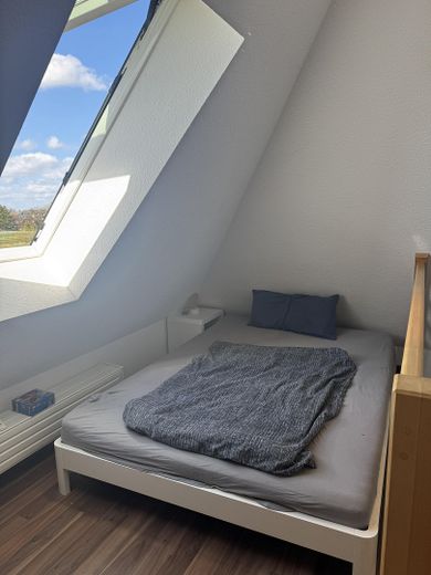 modernisiertes Ein-/Zweifamilienhaus mit Feldblick - PROVISIONSFREI – Ausbau DG