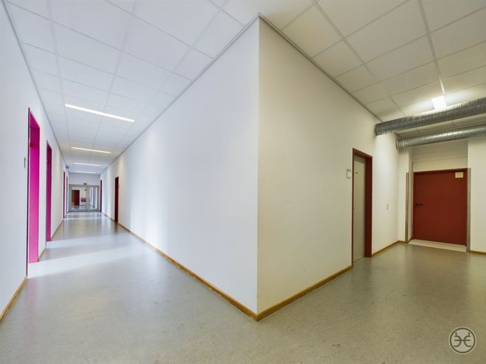 Eden-Ehbrecht-Immobilien_Büroflächen_Telekom-Gebäude_009