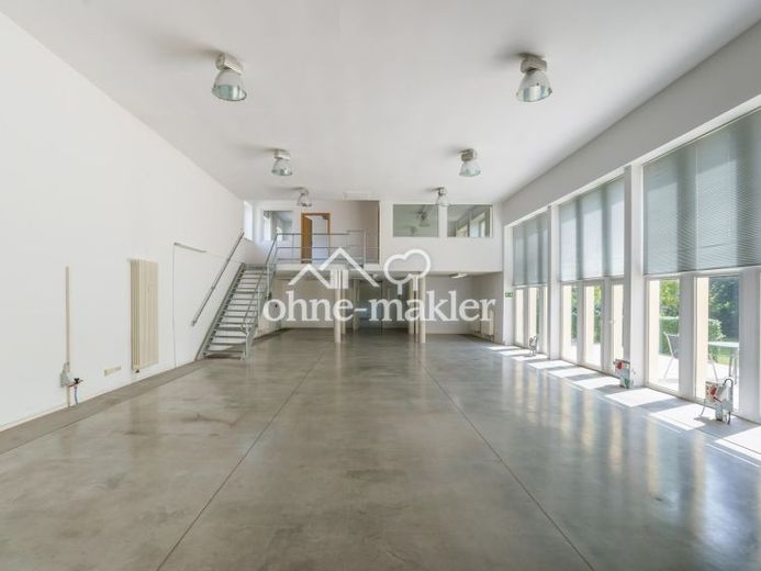 500 m² Raum für Ideen – vielseitige Gewerbefläche mit Halle, Büros und Arbeiten im Grünen. – फोटो 1