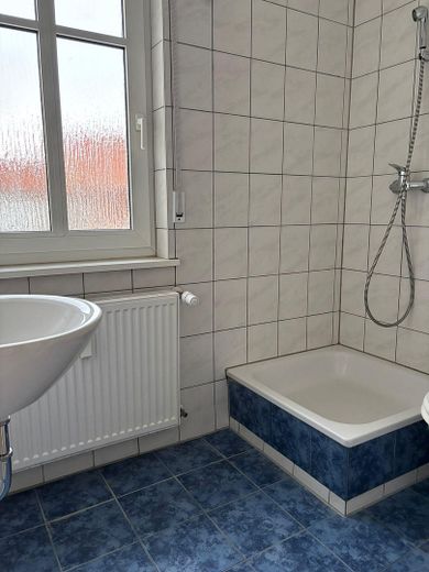 Provision frei! Gepflegtes 4 Familienhaus in Innenstadtlage von Worms – – DG Bad