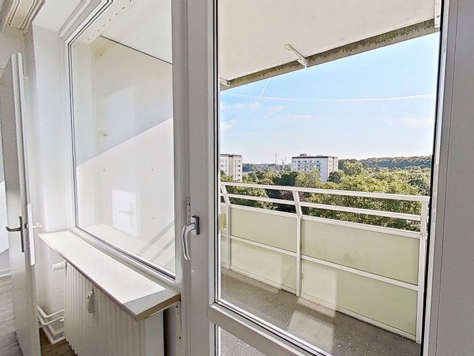 Komfort für Singles: Modernes 1-Zimmer-Apartment mit EBK und BALKON – Balkon