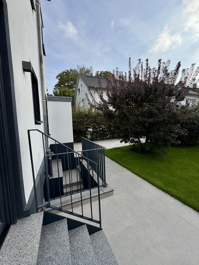 Terrasse Garten Kellertreppe