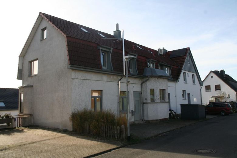 Herdecke - Familienwohntraum - frisch renoviert – Strassenansicht