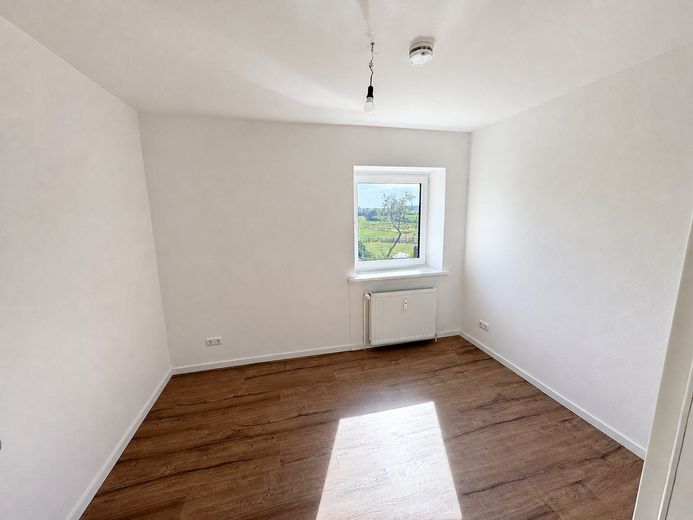 3 Zimmer Wohnung mit eigenem Garten - Erstbezug nach Renovierung – Foto 6
