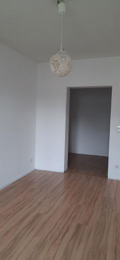 kleines Zimmer mit Vorraum