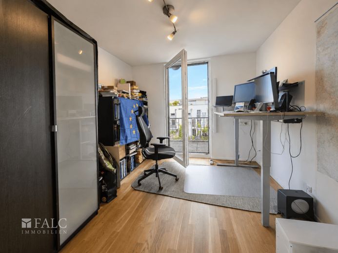 Urbanes Wohnen mit Skylineblick - modernes Wohnen am Frankfurter Riedberg – Arbeitszimmer