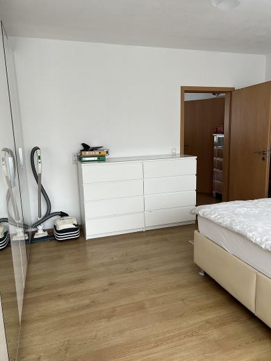 4 Zimmer Wohnung am Kuhberg – Schlafzimmer 1