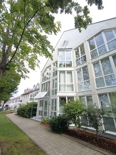 Aussenfassade Eingang vorne